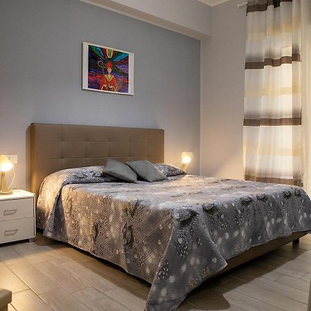 Zuroli Suite Napoli Esterno foto
