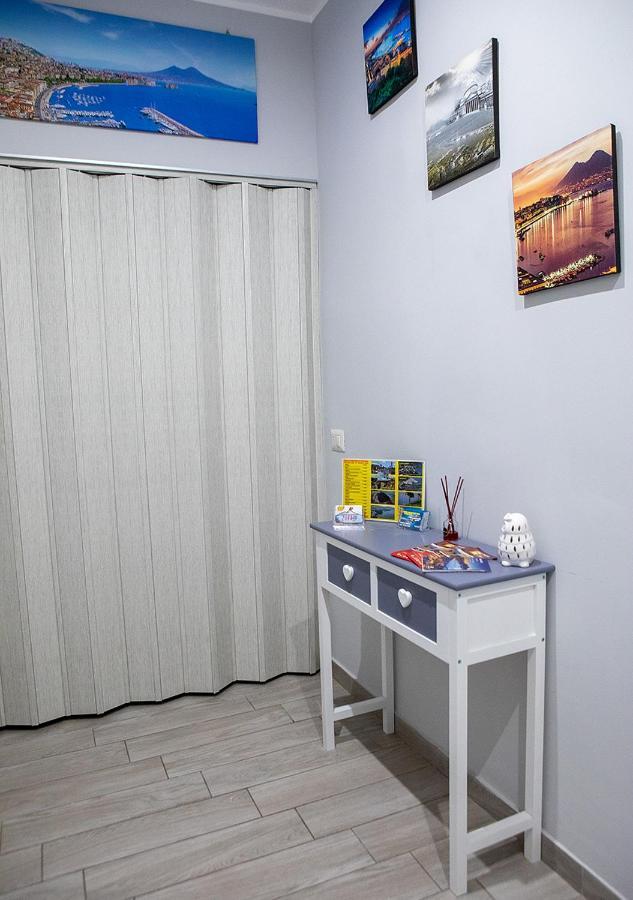 Zuroli Suite Napoli Esterno foto