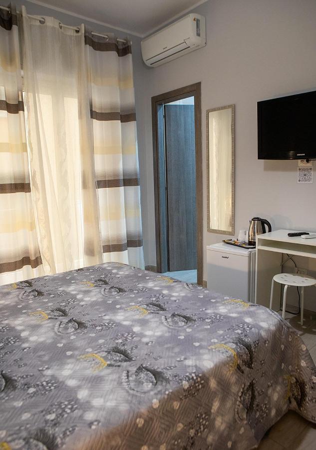 Zuroli Suite Napoli Esterno foto