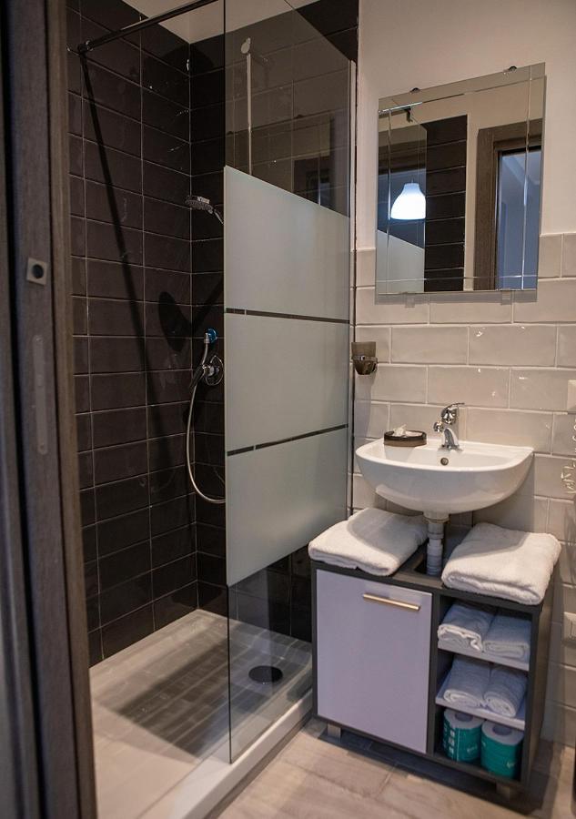 Zuroli Suite Napoli Esterno foto