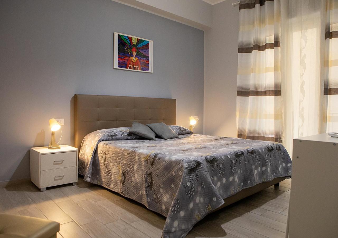 Zuroli Suite Napoli Esterno foto
