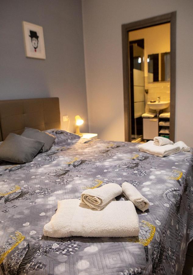 Zuroli Suite Napoli Esterno foto