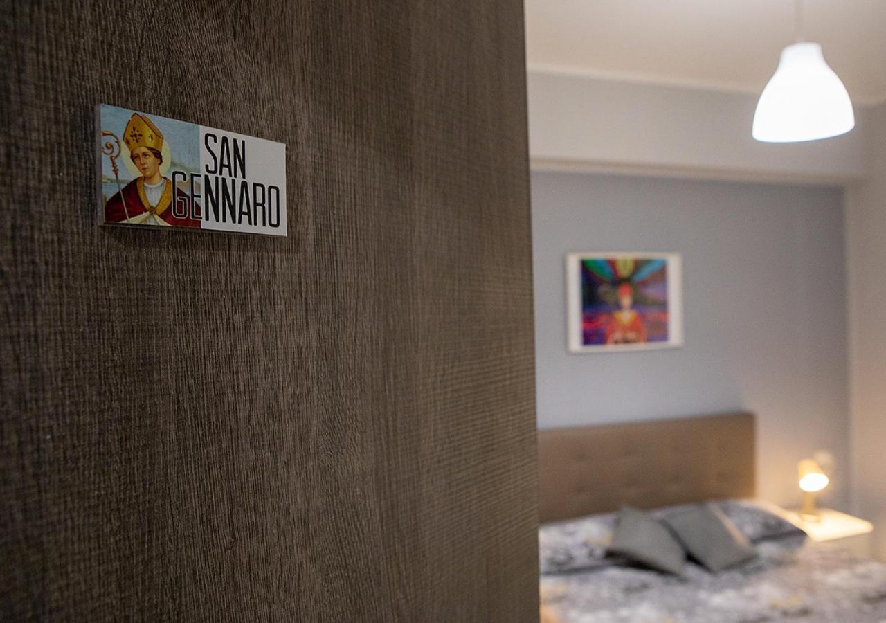 Zuroli Suite Napoli Esterno foto